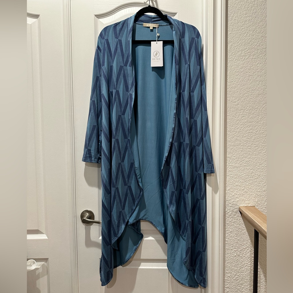 New Manaola Hawaii Waiolu Cardigan Small
